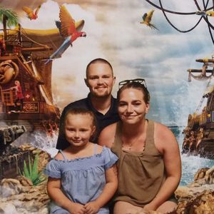 Meet your Posher, Dustin